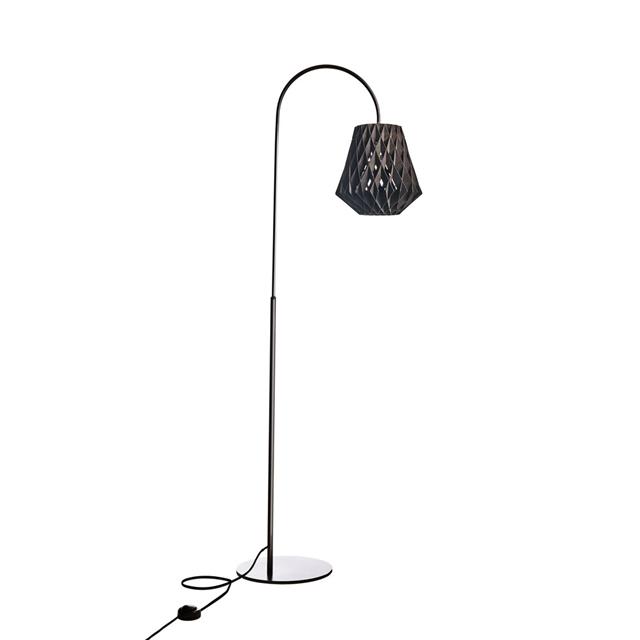 Pilke Signature 28 Golvlampa Svart