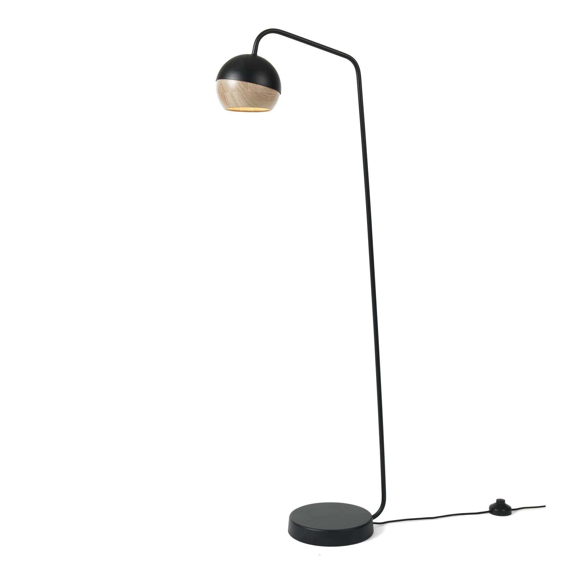 Mater Ray Floor Lamp Black