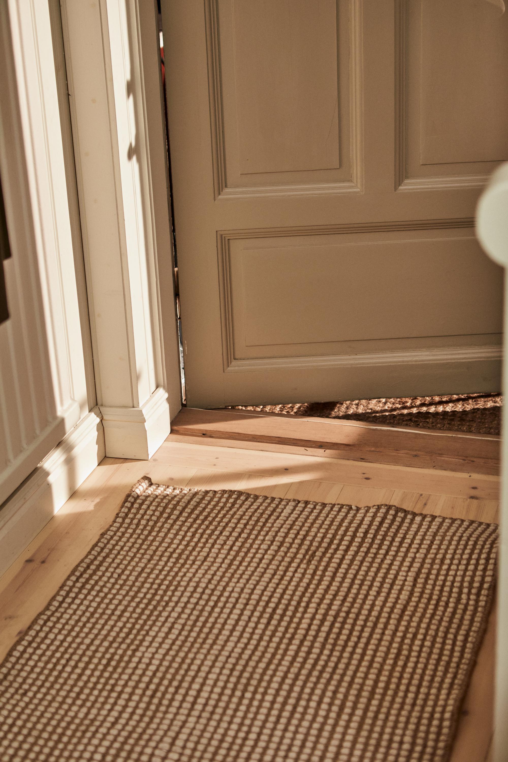 Decotique Dotted Gulvtæppe 75x150 Natural