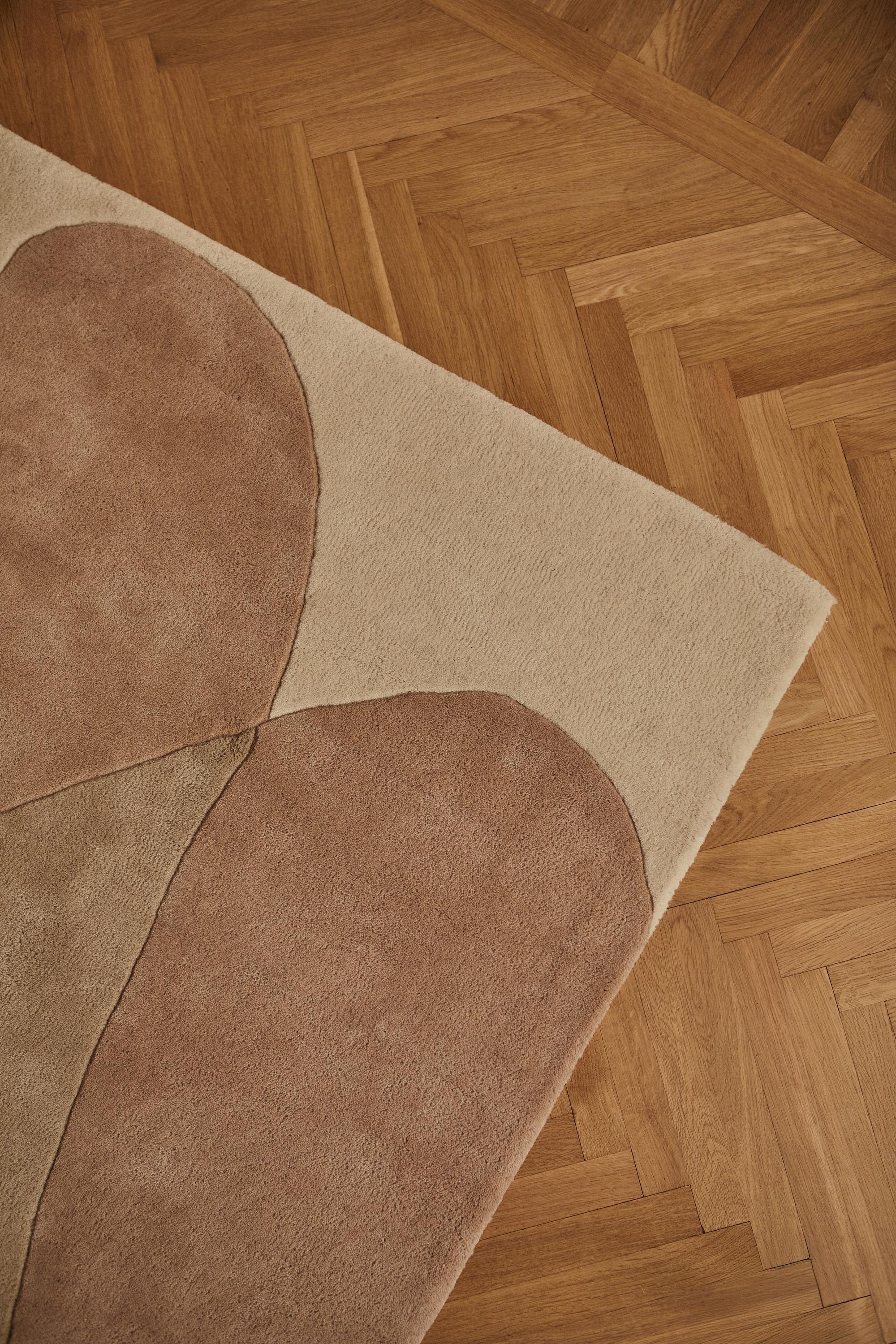 Decotique Tulip Gulvtæppe 180x270 Beige