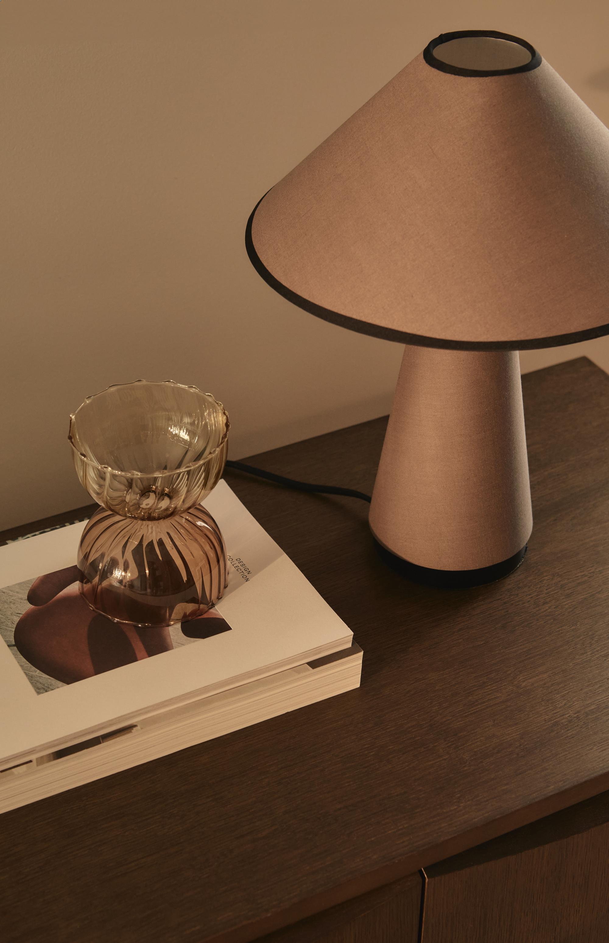 Contrast Bordslampa, Beige