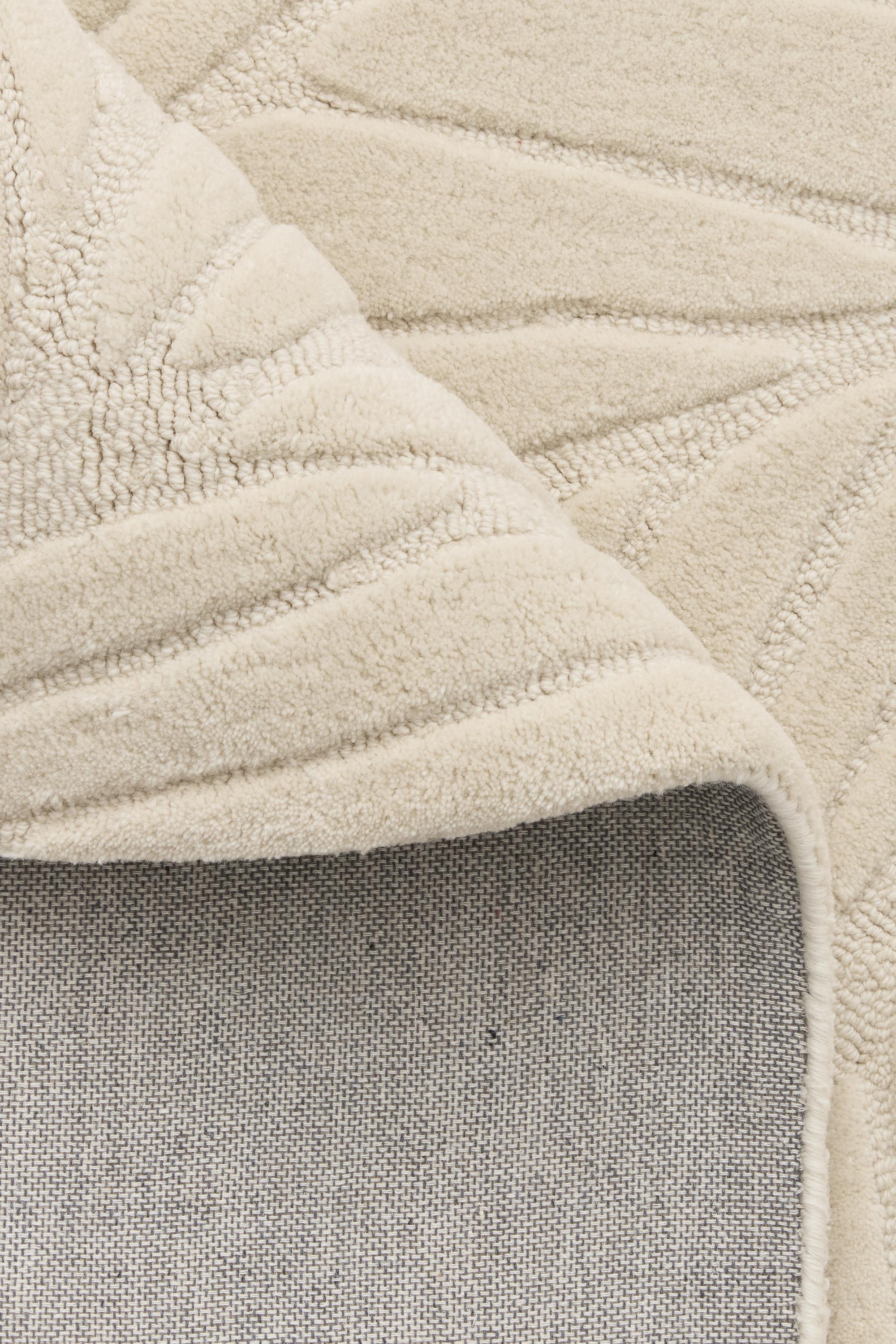 Decotique Leaf Gulvtæppe 300x400 Off-white