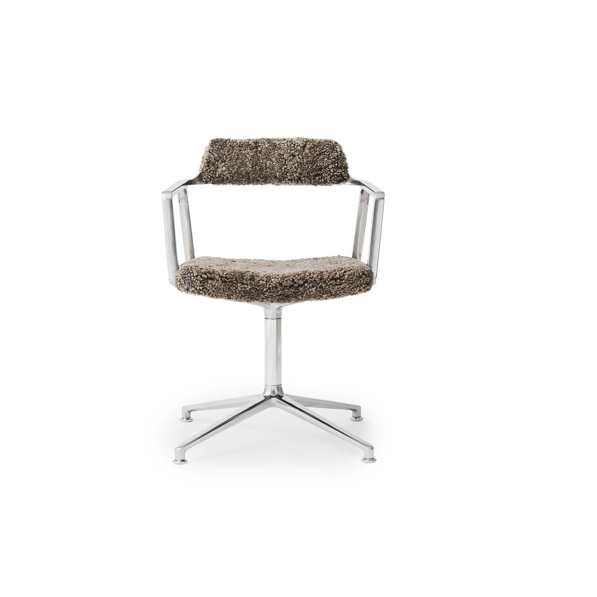 Vipp 452 Curly Kontorsstol Umber